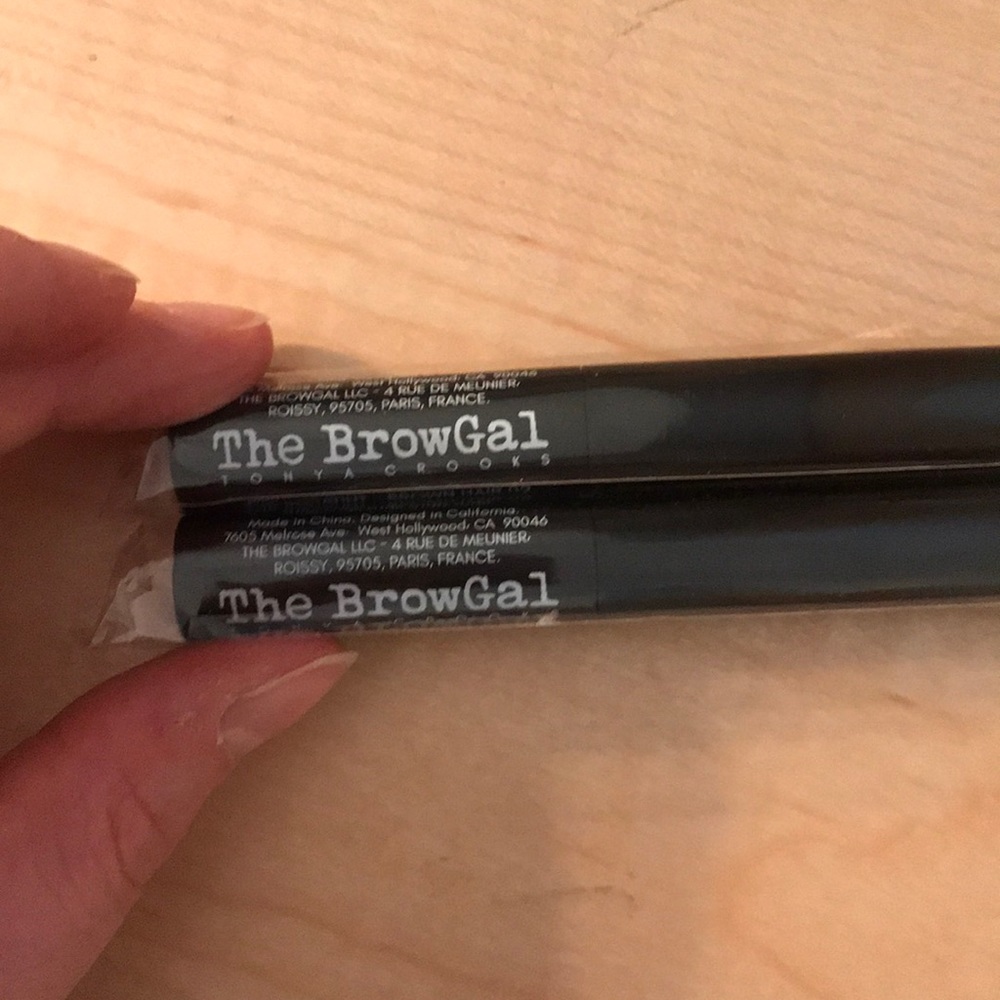BrowGal instatint brown hair 02